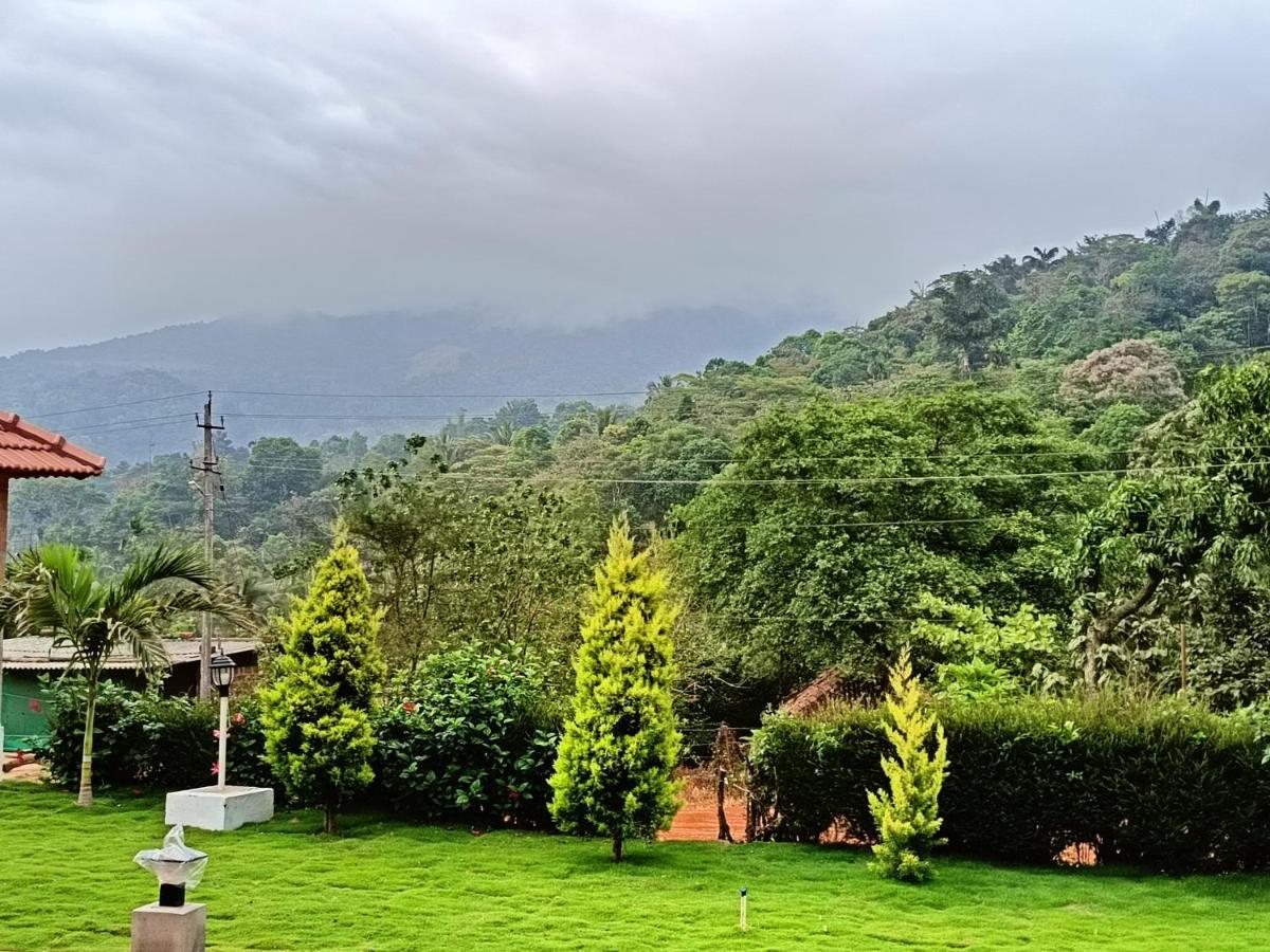Hill Crest Resort - Coorg ماديكيري المظهر الخارجي الصورة
