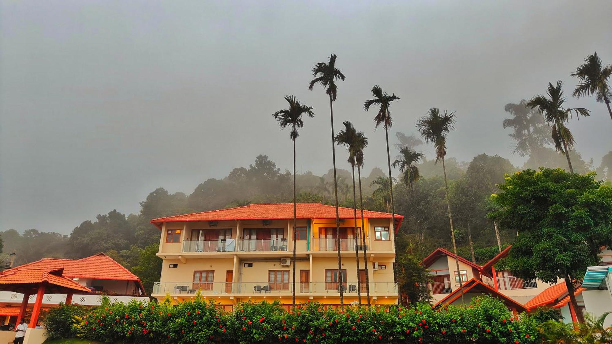 Hill Crest Resort - Coorg ماديكيري المظهر الخارجي الصورة