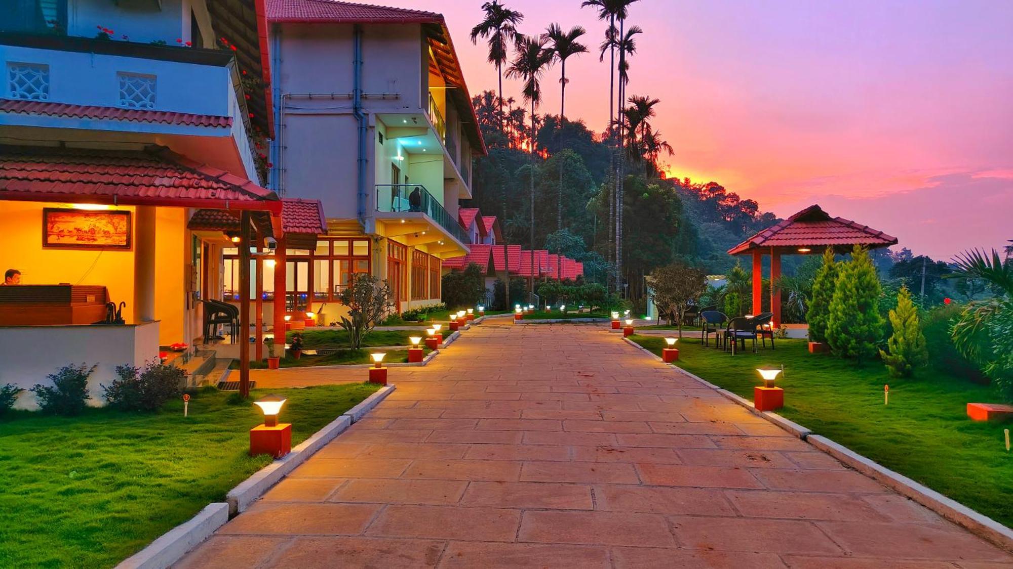 Hill Crest Resort - Coorg ماديكيري المظهر الخارجي الصورة