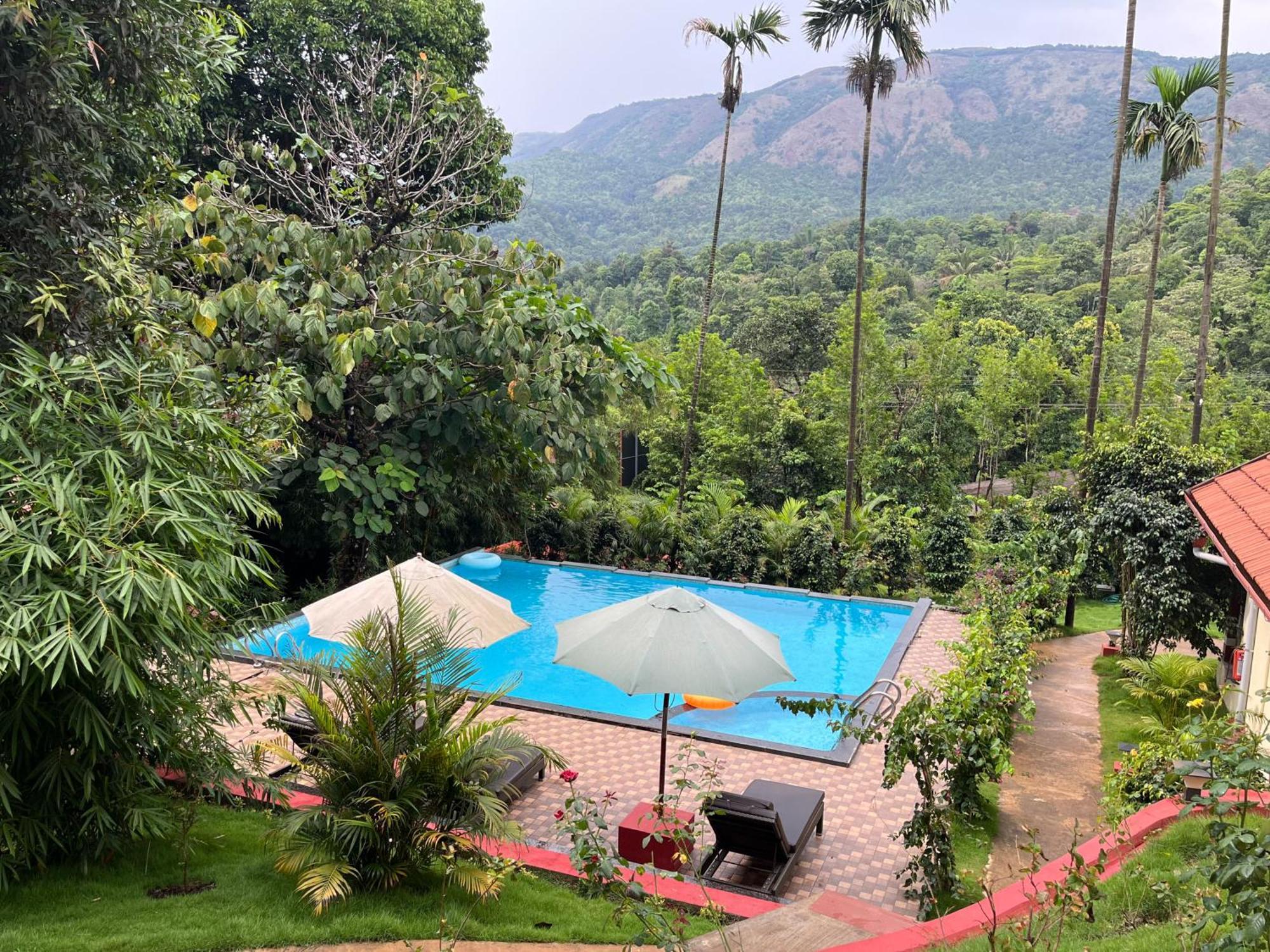 Hill Crest Resort - Coorg ماديكيري المظهر الخارجي الصورة