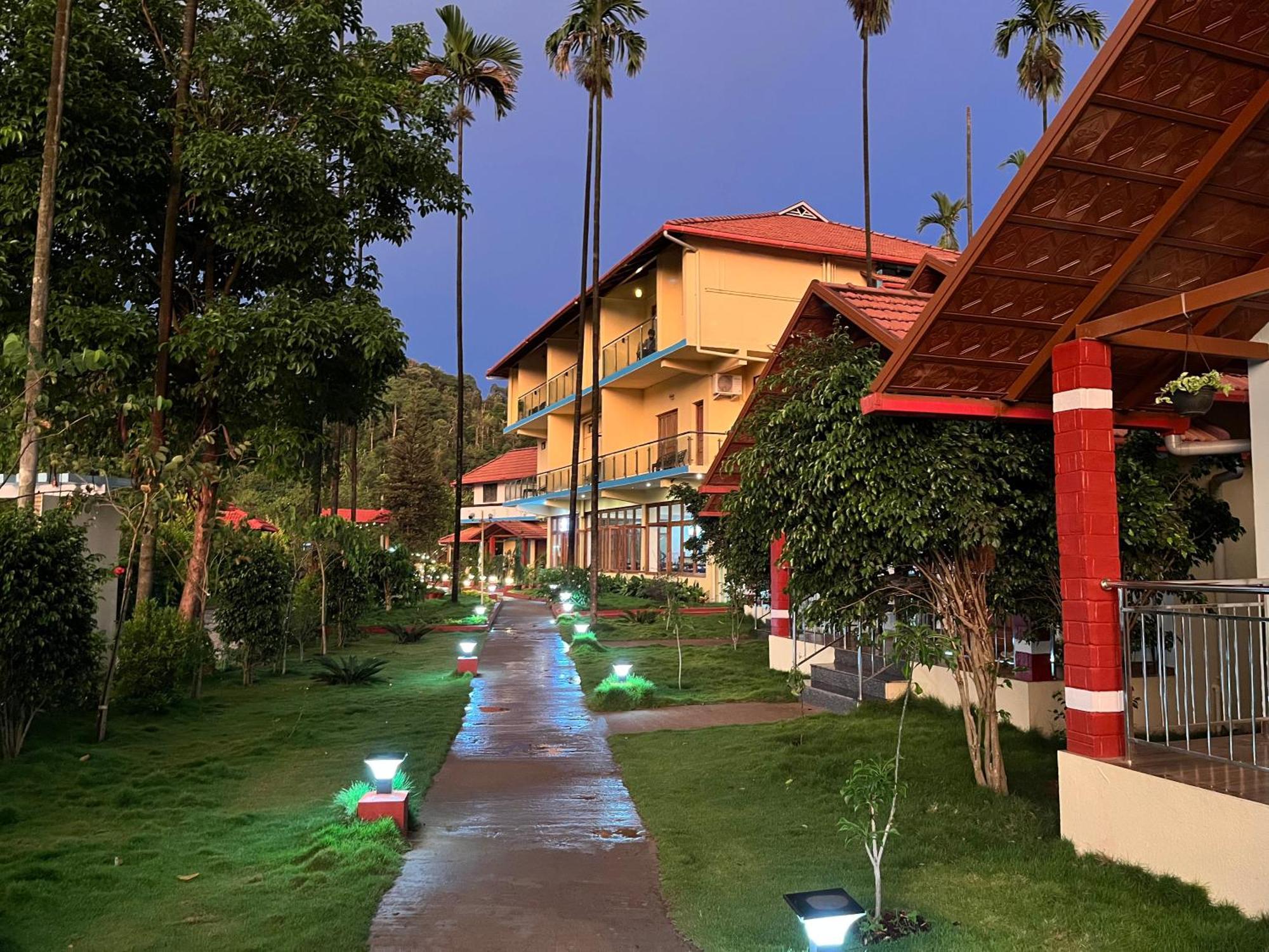 Hill Crest Resort - Coorg ماديكيري المظهر الخارجي الصورة